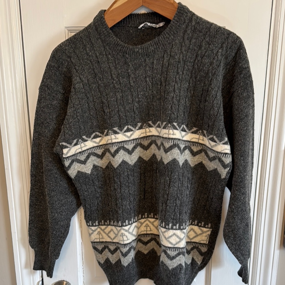 Shetland Wool Gray Patterned Sweater